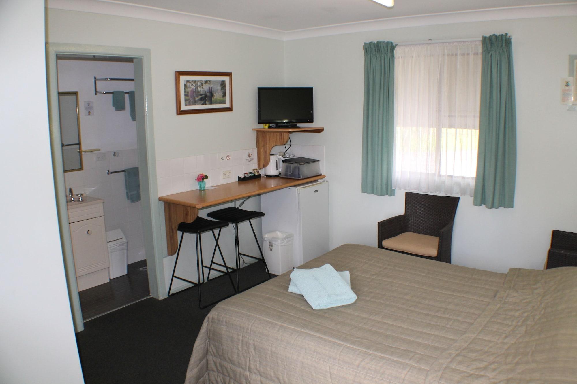 Lake Forbes Motel Esterno foto