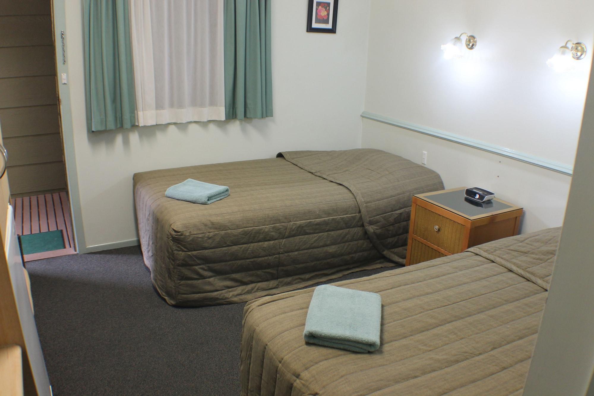Lake Forbes Motel Esterno foto